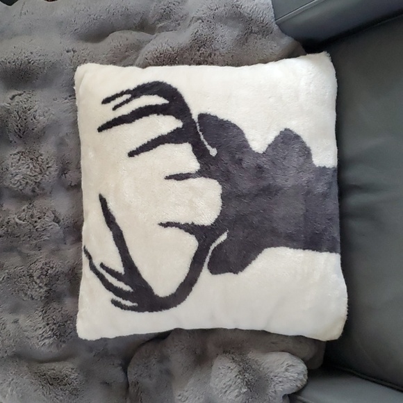 Pottery Barn Stag Pillow Cover with Insert - Picture 1 of 3